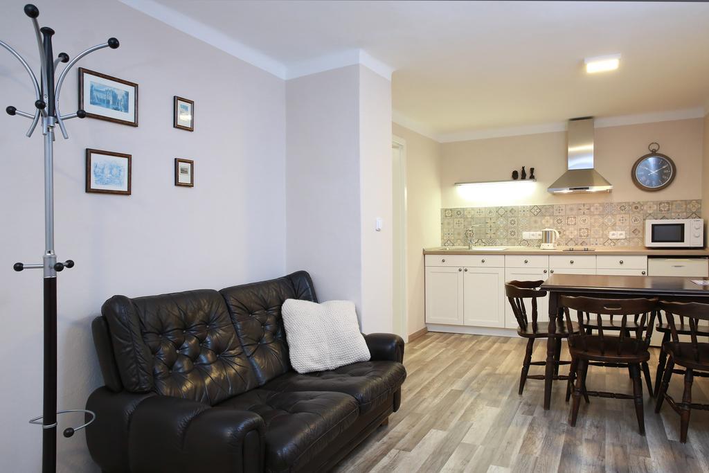 Apartments Michovka Koberovy Ngoại thất bức ảnh